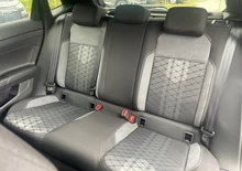 VW Polo R-Line TSI DSG in Deep Black Perleffekt