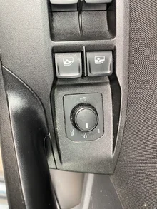 SEAT Arona FR Austria EcoTSI DSG in Magnet-Grau Metallic Dach Nacht-Schwarz