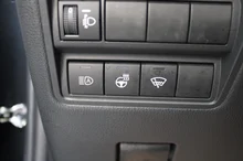 Toyota Yaris Cross 1,5 VVT-i Hybrid Active Drive Aut. in Night Sky Black
