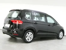 VW Touran Comfortline TDI SCR DSG in 2T Deep Black Perleffekt