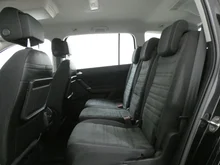 VW Touran Comfortline TDI SCR DSG in 2T Deep Black Perleffekt