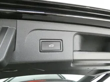 VW Touran Comfortline TDI SCR DSG in 2T Deep Black Perleffekt