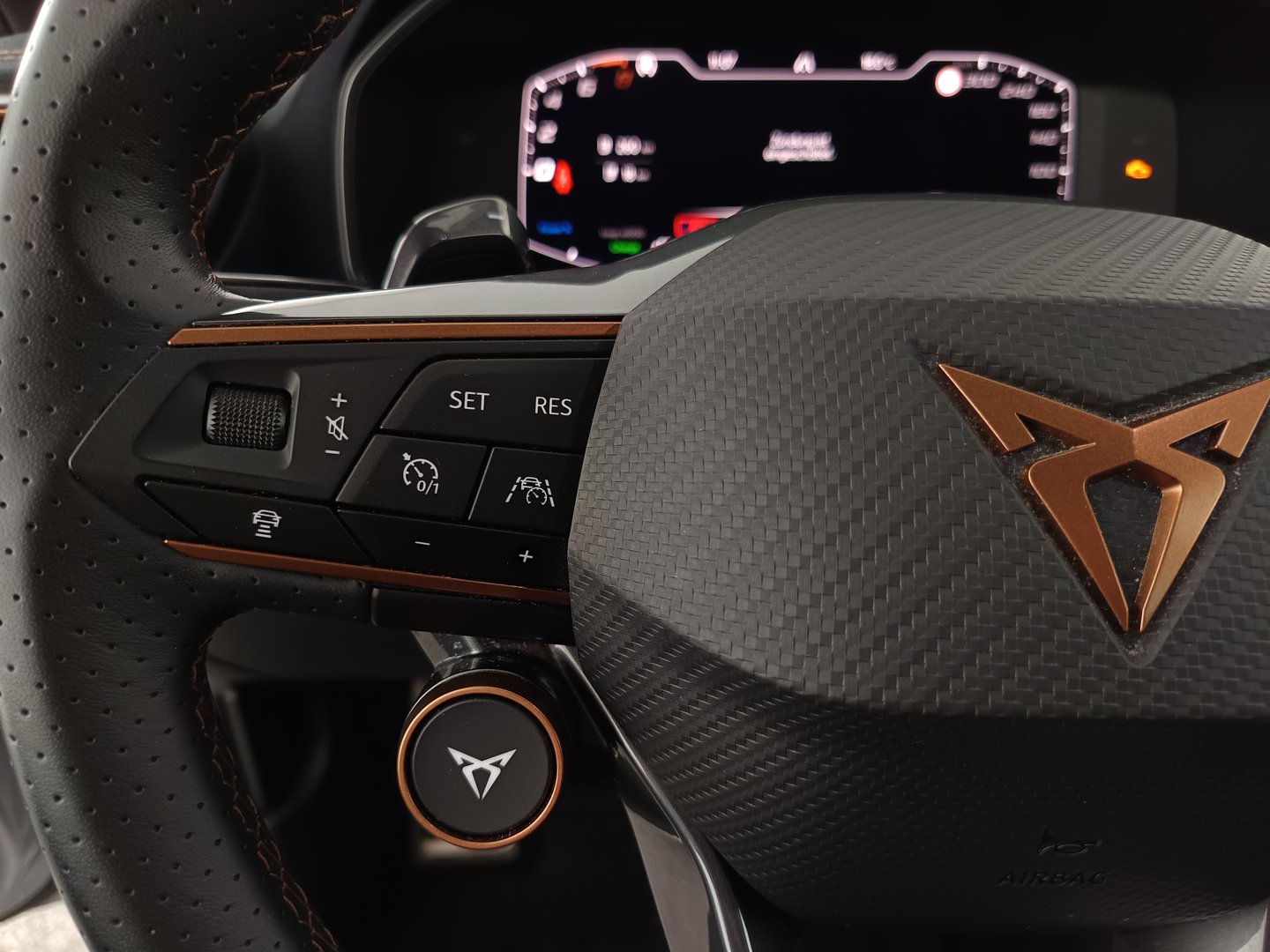 CUPRA Leon VZ eHYBRID 180/245 | Bild 17 von 40