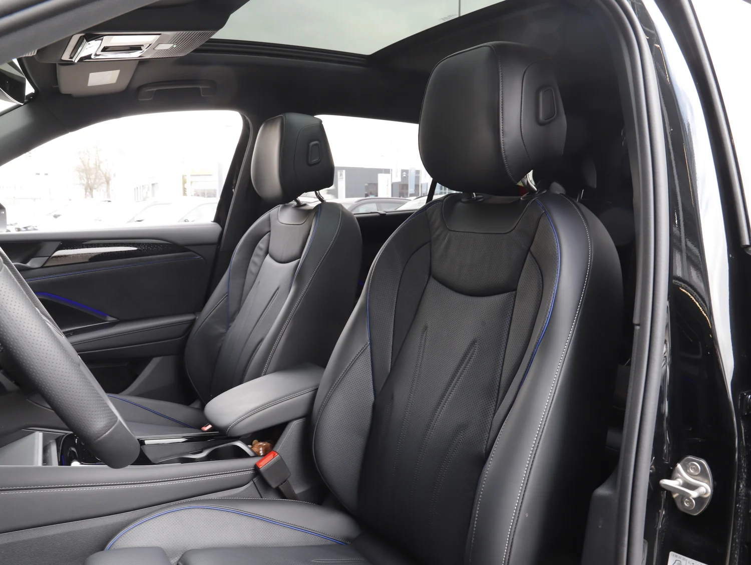 Bild eines VW Tayron Sport TDI 4MOTION DSG