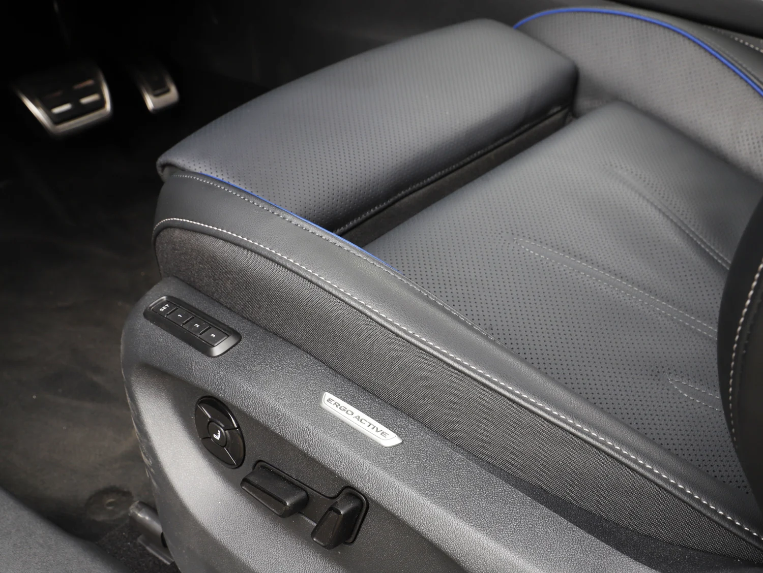 Bild eines VW Tayron Sport TDI 4MOTION DSG