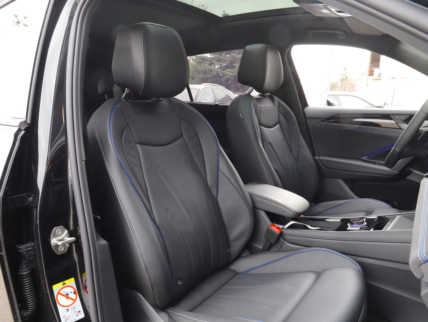 Bild eines VW Tayron Sport TDI 4MOTION DSG