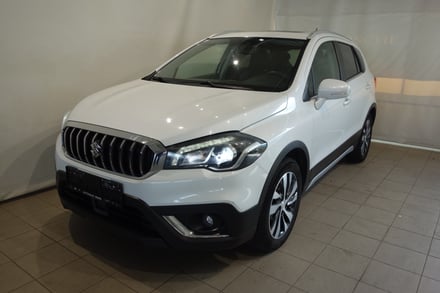 Suzuki SX4 S-Cross 1,6 DDiS 4WD flash