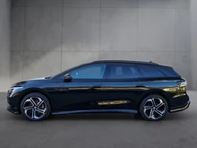 VW ID.7 Tourer GTX 4MOTION 250kW Business in Grenadillschwarz Metallic
