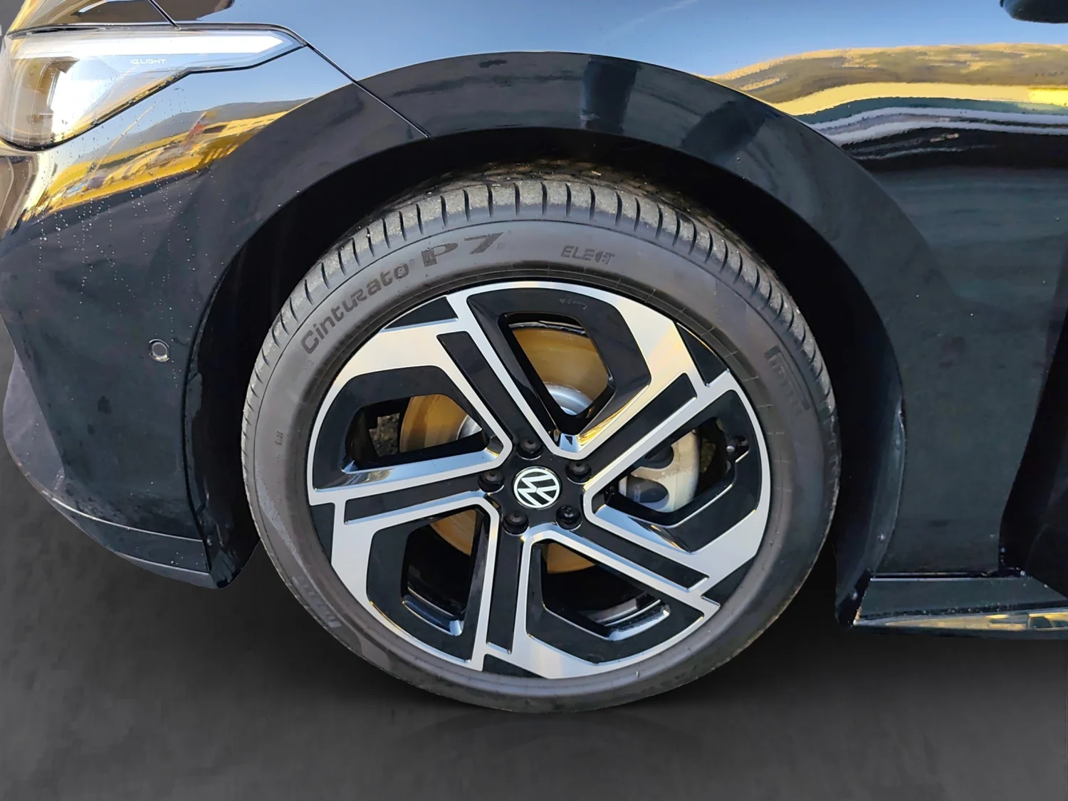 Bild eines VW ID.7 Tourer GTX 4MOTION 250kW Business
