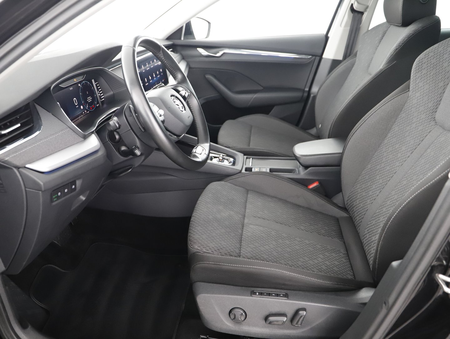 Škoda OCTAVIA Combi Style TDI DSG | Bild 4 von 18