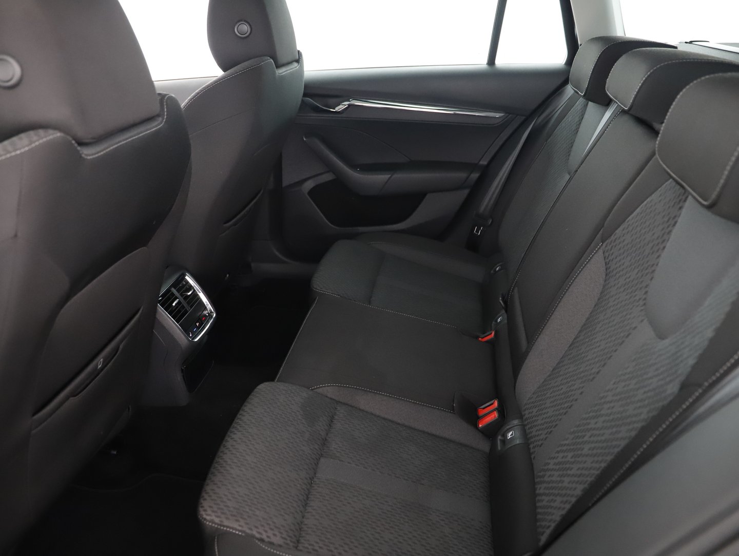 Škoda OCTAVIA Combi Style TDI DSG | Bild 13 von 18