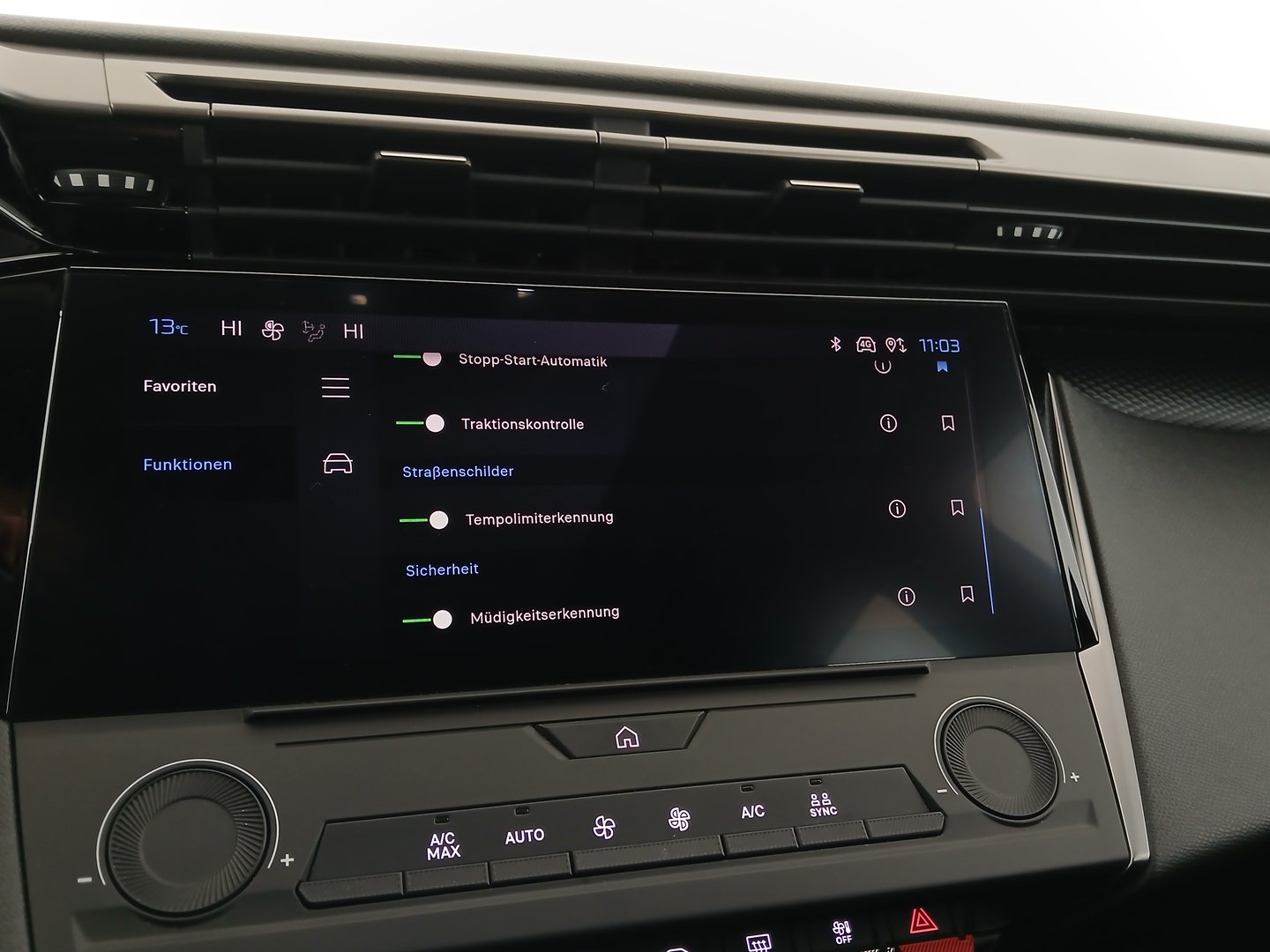 Peugeot 308 SW PureTech 130 S&S 6-Gang-Manuell Active Pack | Bild 24 von 31