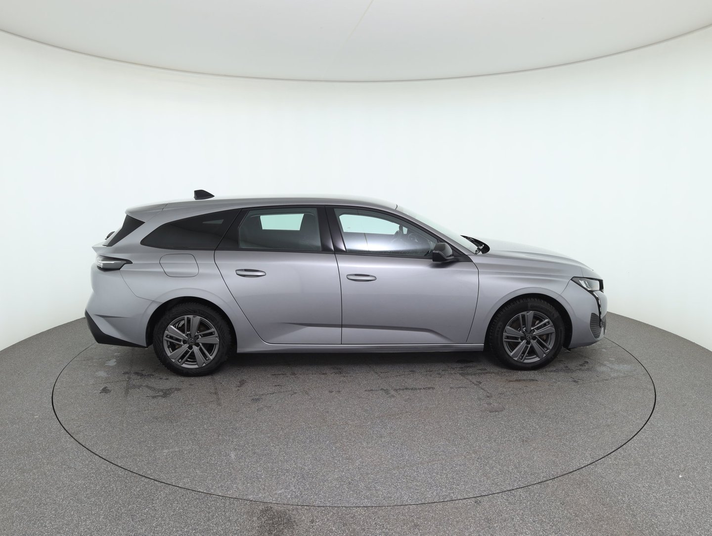 Peugeot 308 SW PureTech 130 S&S 6-Gang-Manuell Active Pack | Bild 4 von 31