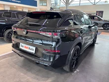 VW T-Roc R-Line eTSI DSG in Grenadillschwarz Metallic