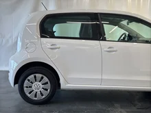 VW up! Comfortline in white uni