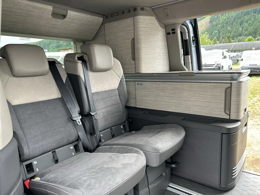 Bild eines VW California Ocean eHybrid 180 kW 4M