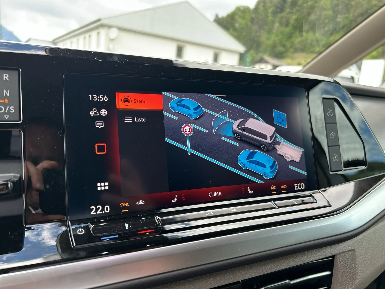 Bild eines VW California Ocean eHybrid 180 kW 4M