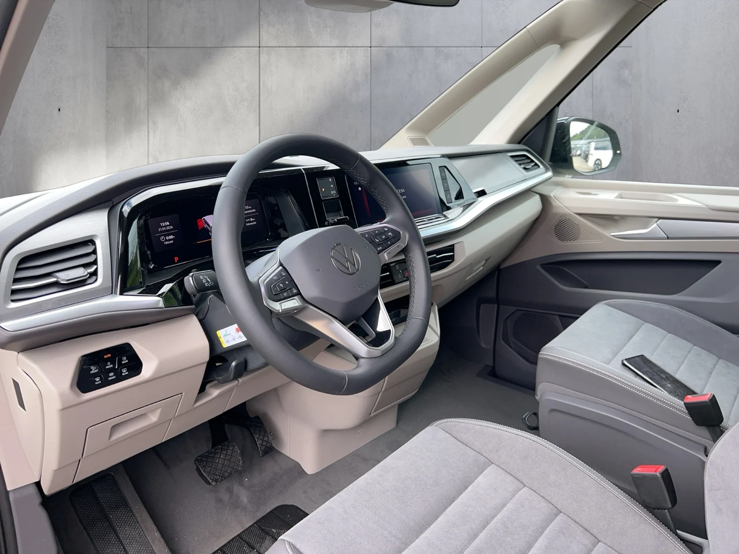 Bild eines VW California Ocean eHybrid 180 kW 4M
