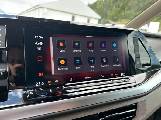 Bild eines VW California Ocean eHybrid 180 kW 4M