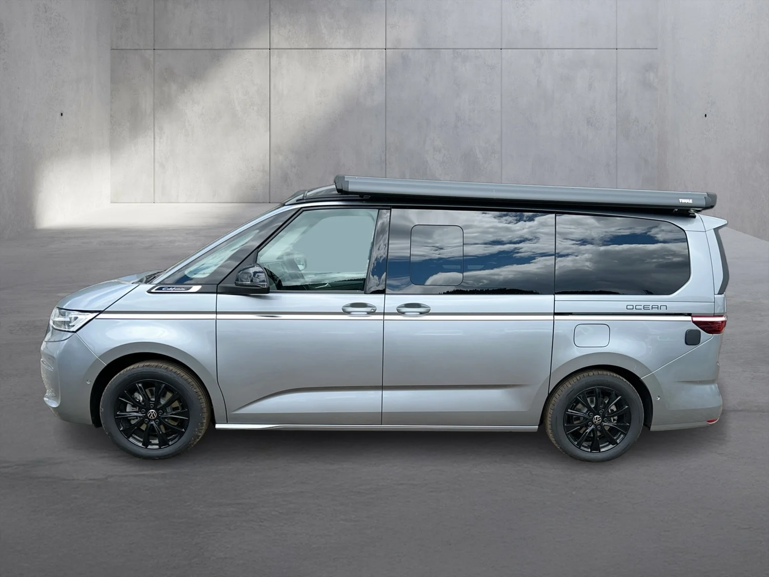 Bild eines VW California Ocean eHybrid 180 kW 4M
