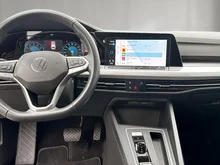 VW Golf Variant Life mHeV DSG in Reflexsilber Metallic