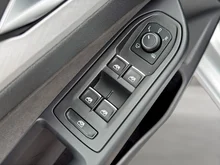 VW Golf Variant Life mHeV DSG in Reflexsilber Metallic