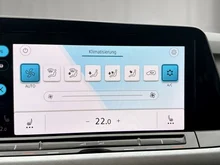 VW Golf Variant Life mHeV DSG in Reflexsilber Metallic