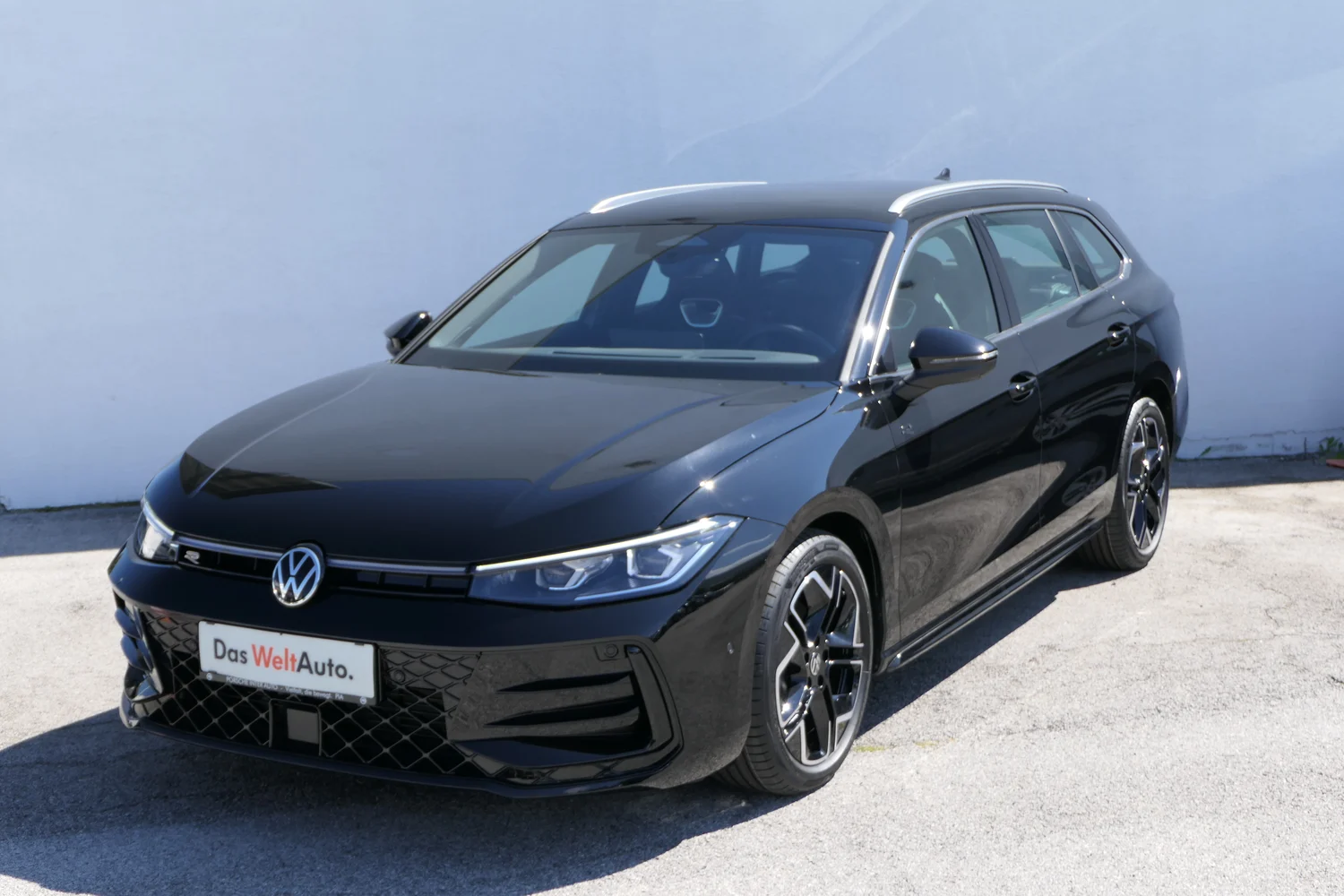 Bild eines VW Passat Variant R-Line TDI DSG