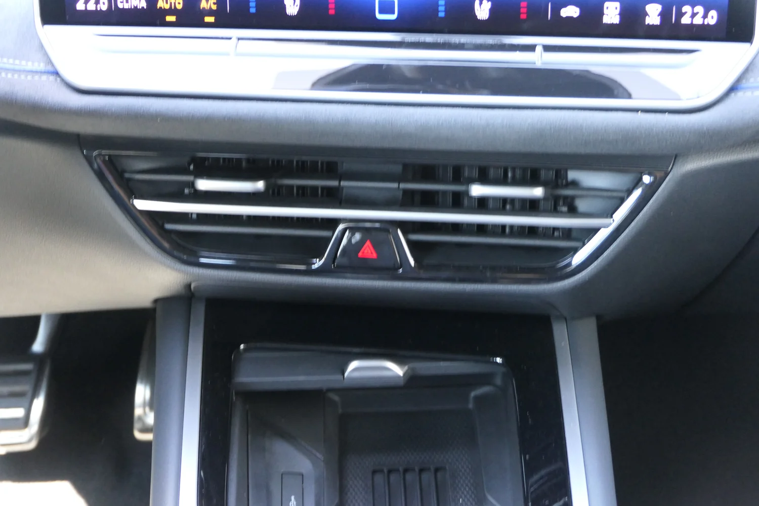 Bild eines VW Passat Variant R-Line TDI DSG