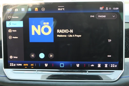 Bild eines VW Passat Variant R-Line TDI DSG