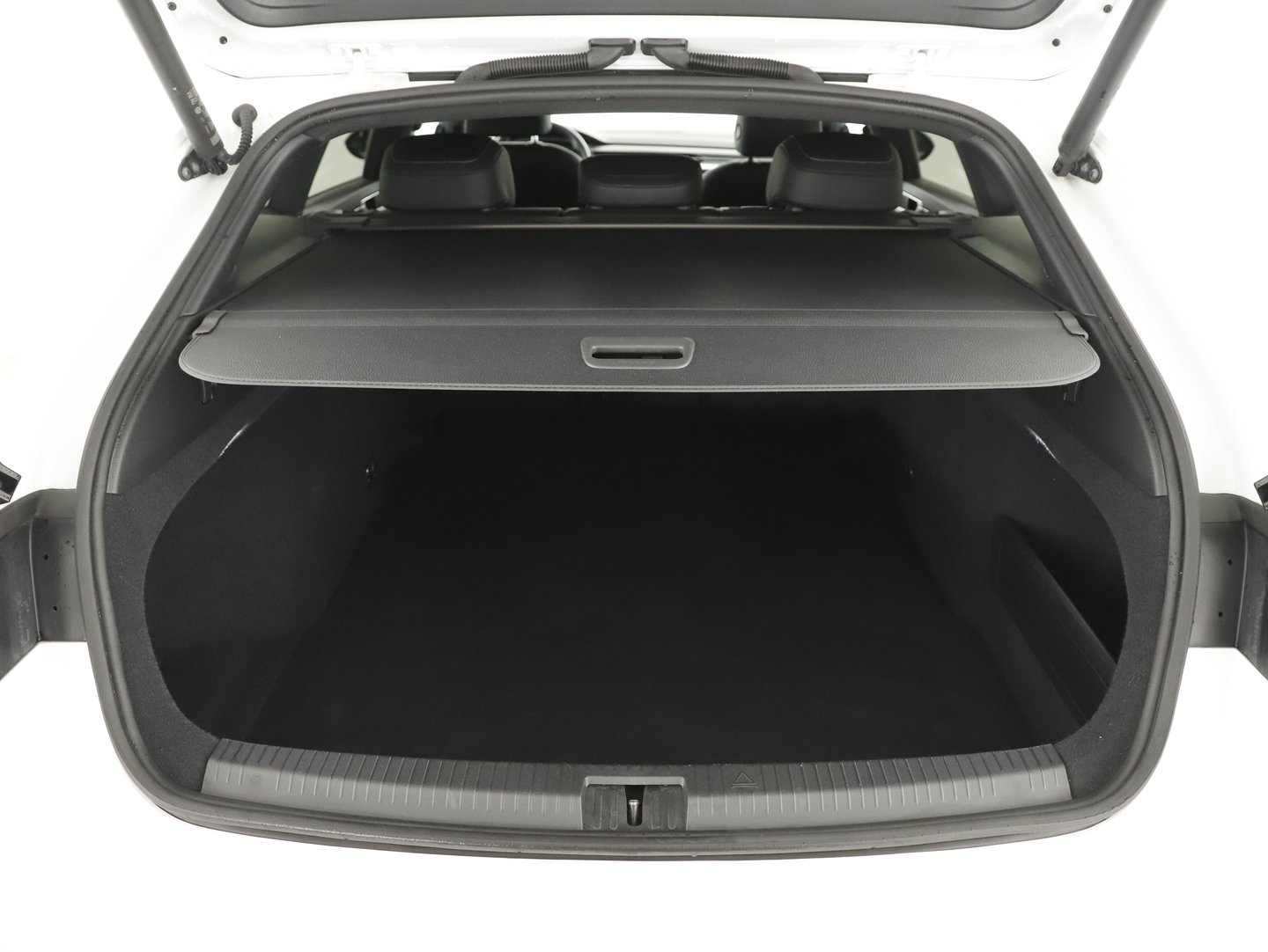 VW Arteon SB R-Line TDI DSG | Bild 21 von 25