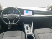 VW Golf Life mHeV TSI DSG in Uranograu
