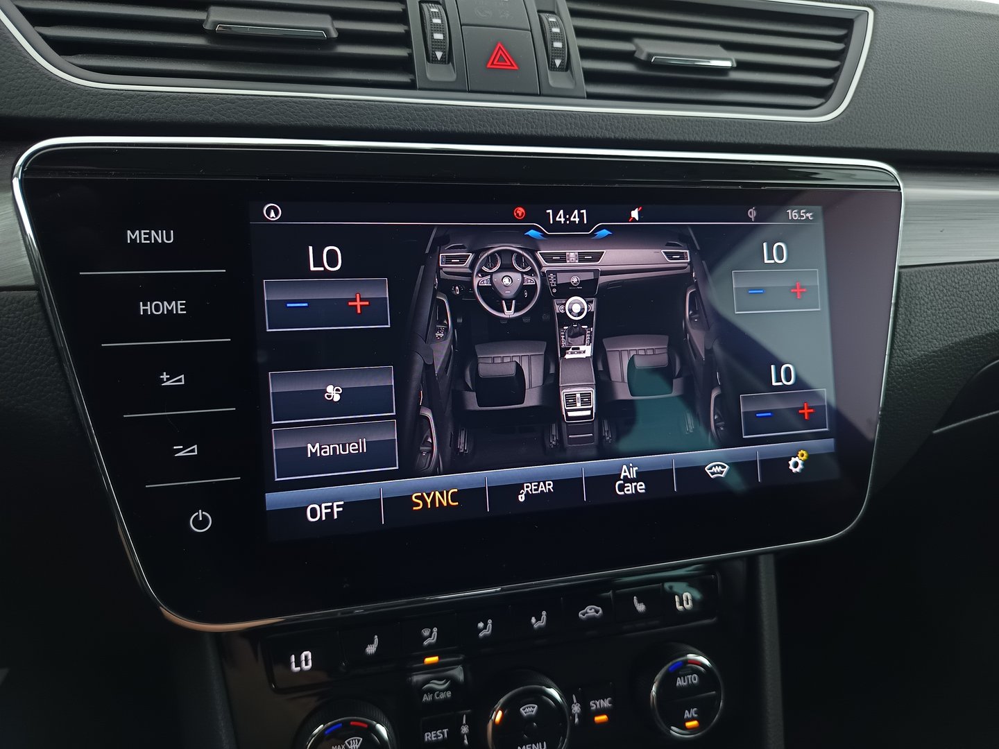 Škoda SUPERB Combi Style TDI DSG | Bild 23 von 40