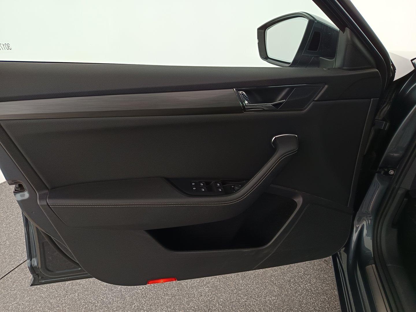Škoda SUPERB Combi Style TDI DSG | Bild 10 von 40