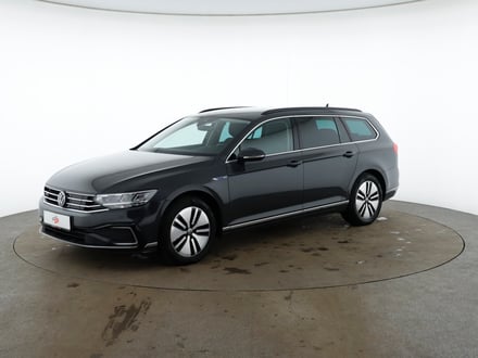 VW Passat GTE Variant