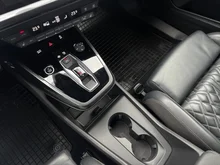 Audi Q4 e-tron 40 e-tron in Mythosschwarz metallic
