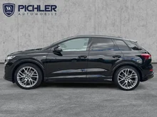 Audi Q4 e-tron 40 e-tron in Mythosschwarz metallic