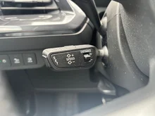 Audi Q4 e-tron 40 e-tron in Mythosschwarz metallic