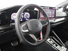 VW Golf GTI Clubsport DSG in KINGS RED METALLIC