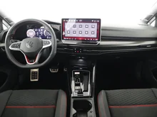 VW Golf GTI Clubsport DSG in KINGS RED METALLIC