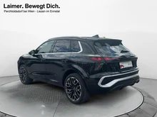 Audi Q3 e-hybrid 200 kW in Mythosschwarz Metallic