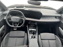 Audi Q3 e-hybrid 200 kW in Mythosschwarz Metallic