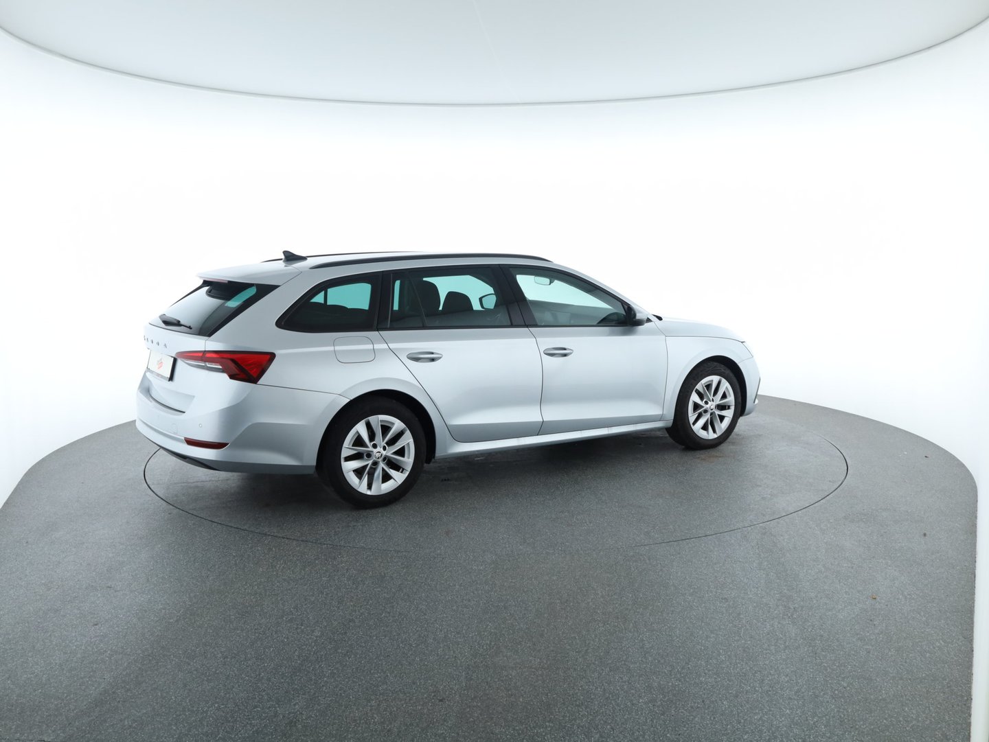 Škoda OCTAVIA Combi Ambition TDI | Bild 2 von 13