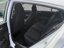 KIA Sportage 1,6 CRDI SCR MHD Silber DCT Aut. in weiss - normal