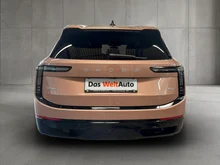 Škoda Peaq Selection 90x in Rosewood-Beige Metallic
