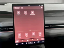 Škoda Peaq Selection 90x in Rosewood-Beige Metallic