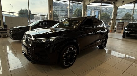 VW Tiguan Sport eHybrid DSG 150 kW