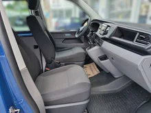 VW Transporter Kombi LR TDI 4MOTION in Deepocean