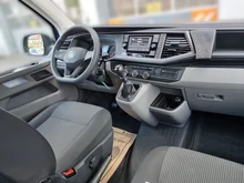 VW Transporter Kombi LR TDI 4MOTION in Deepocean