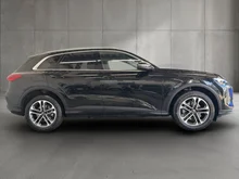 Audi Q5 SUV TFSI 150 kW in MYTHOSSCHWARZ METALLIC